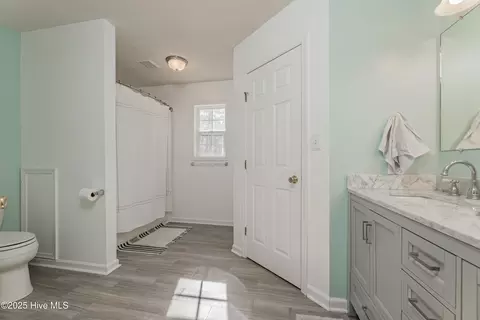 Bath - 109 Spain Dr, Hubert, NC 28539 photo 3 of 4