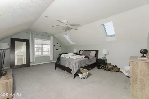 Bedroom - 109 Spain Dr, Hubert, NC 28539 photo 2 of 10