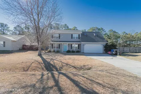 109 Spain Dr, Hubert, NC 28539