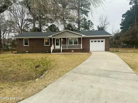 5 Derrick Cir, Havelock, NC 28532