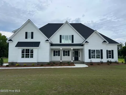 2831 Bates Branch Way, Grimesland, NC 27837