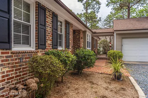 29 Kings Xing, Pinehurst, NC 28374 photo 3
