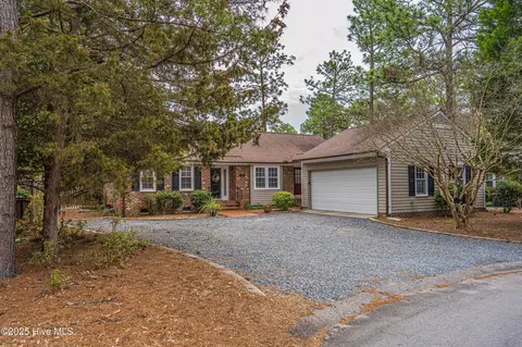 29 Kings Xing, Pinehurst, NC 28374