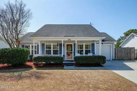 808 Brewster Ln, Wilmington, NC 28412
