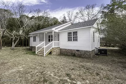 402 Main St, Speed, NC 27881 photo 2