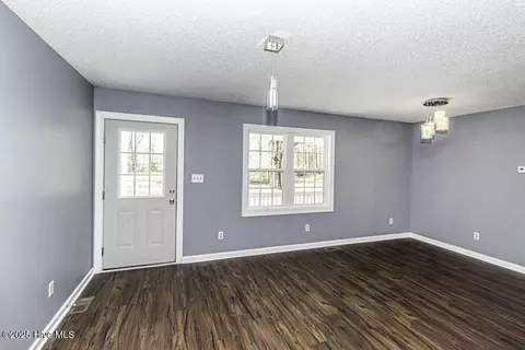 402 Main St, Speed, NC 27881 photo 18