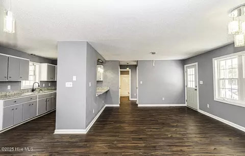 402 Main St, Speed, NC 27881 photo 22