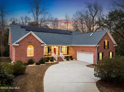 301 Locksley Ct, Wilmington, NC 28405