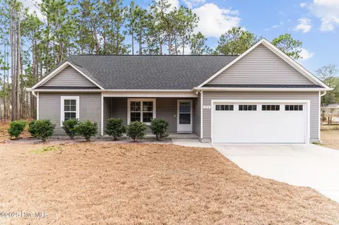 179 Harper Lake Dr, Boiling Spring Lakes, NC 28461