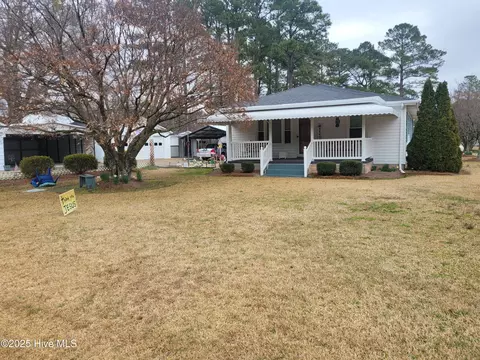 1484 Hwy 258 S, Richlands, NC 28574