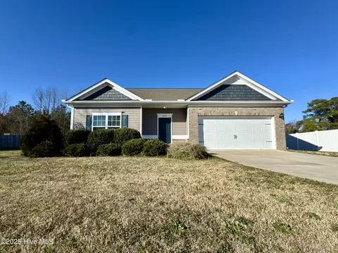 228 Timberline Oak Dr, Goldsboro, NC 27534