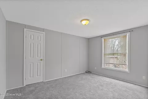 151 Charles St, Hamlet, NC 28345 photo 14