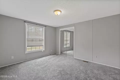 151 Charles St, Hamlet, NC 28345 photo 13