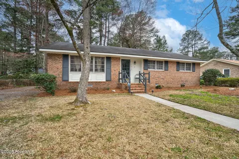 1213 Hammond St, Rocky Mount, NC 27803