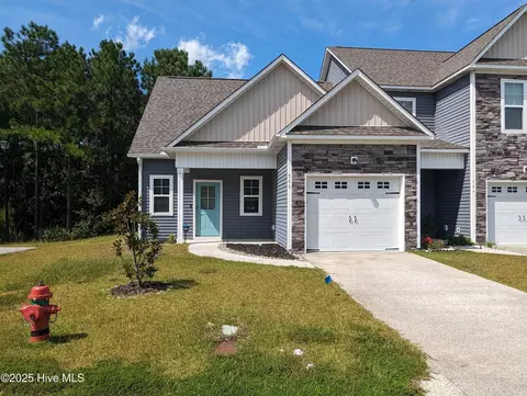 508 Stone Crab Ln, Sneads Ferry, NC 28460