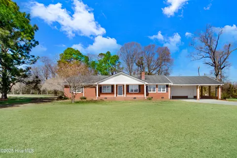 3618 Davis Hardy Rd, Kinston, NC 28504