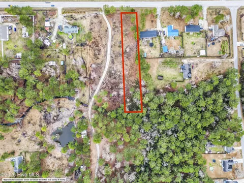 5897 Burgaw Hwy, Maple Hill, NC 28454