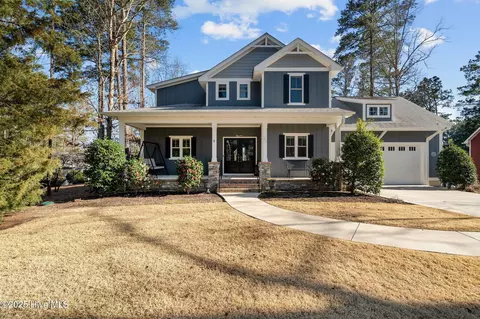 43 Lakeview Dr, Whispering Pines, NC 28327