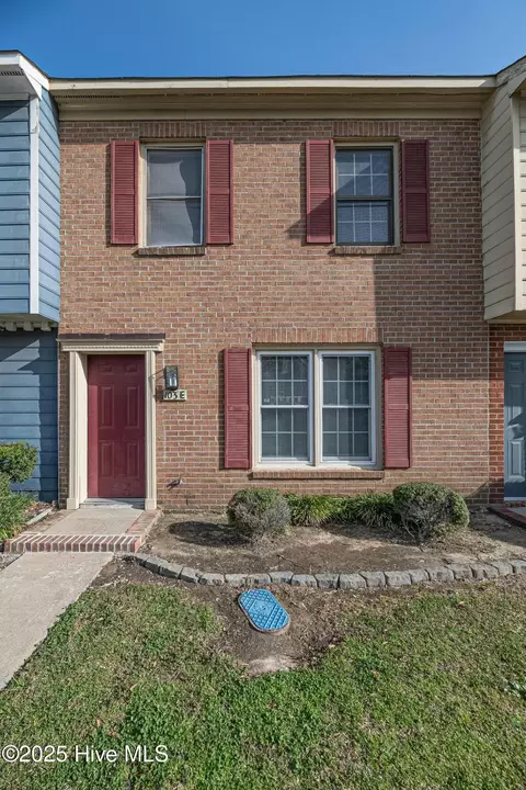 103 Concord Dr #E, Greenville, NC 27858