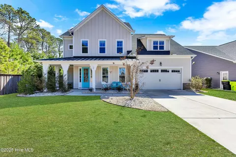 30 N Gusty Wind Dr, Hampstead, NC 28443