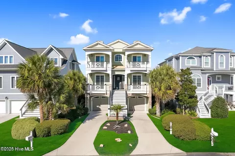 2744 Long Bay Dr SE, Southport, NC 28461