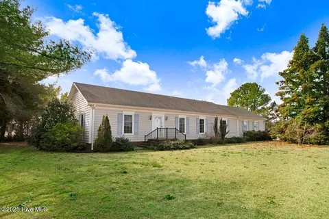 821 Oberry Rd, Dudley, NC 28333