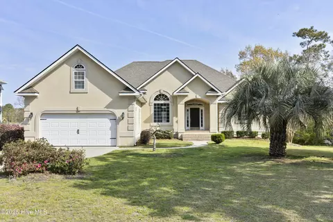 8996 Woodbine Rd SW, Sunset Beach, NC 28468