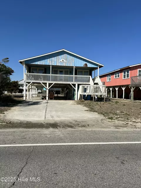704 W Beach Dr, Oak Island, NC 28465
