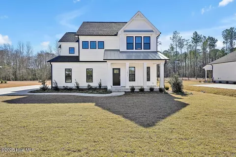 11079 Ashton Rd, Burgaw, NC 28425