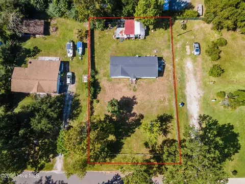 7017 Chewning St, Wilmington, NC 28411