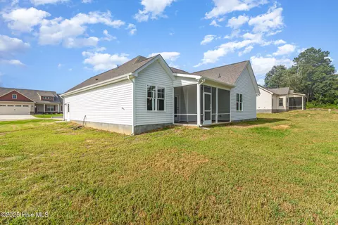 71 Royal Ave, Selma, NC 27576 photo 31