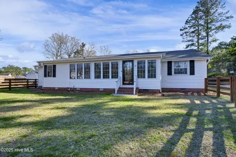 5600 Sidbury Rd, Castle Hayne, NC 28429