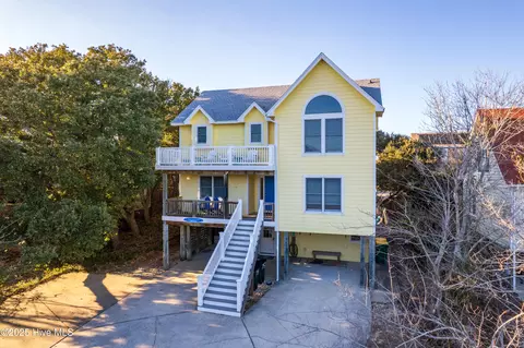 757 Fishermans Ct, Corolla, NC 27927