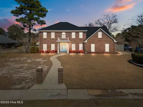 307 Haig Dr, Wilmington, NC 28412