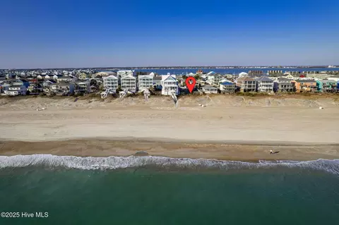 304 Glenn St, Atlantic Beach, NC 28512