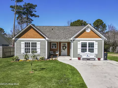 105 Bay Tree Cir, Hampstead, NC 28443