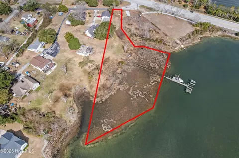 115 George Taylor Rd, Newport, NC 28570