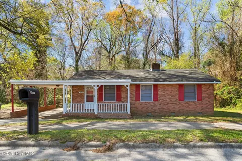 3630 E 10th St, Greenville, NC 27858
