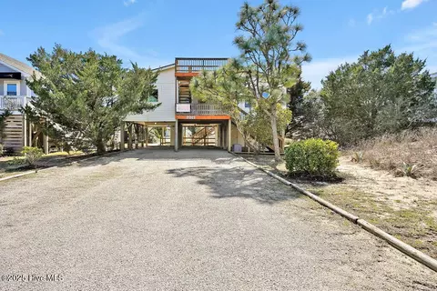 2021 W Dolphin Dr, Oak Island, NC 28465