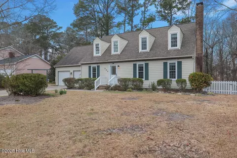 929 Welsh Ln, Jacksonville, NC 28546