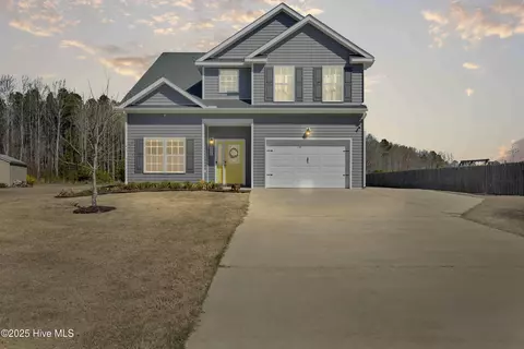 106 Red Maple Ct, Currituck, NC 27929
