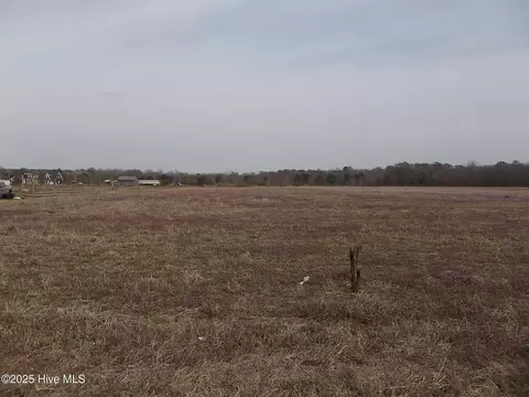 283 Old Swamp Rd, South Mills, NC 27976