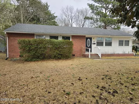 700 Williams St, Jacksonville, NC 28541