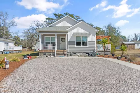 1653 Mockingbird Ln SW, Ocean Isle Beach, NC 28469