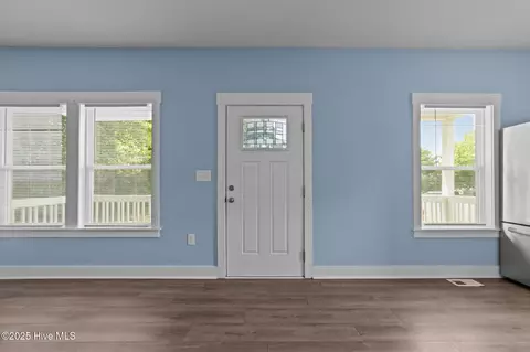 105 Bryan Pl, Washington, NC 27889 photo 2
