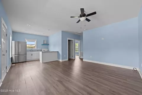 105 Bryan Pl, Washington, NC 27889 photo 8