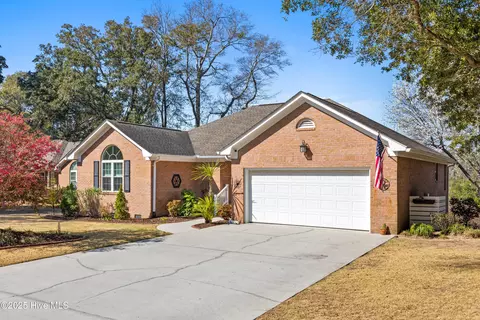7405 Fern Valley Dr, Wilmington, NC 28412