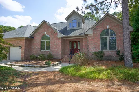 221 Juniper Creek Blvd, Pinehurst, NC 28374