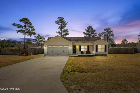 235 Sweet Gum Ln, Richlands, NC 28574