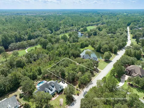211 River Ridge Rd Dr, Wallace, NC 28466